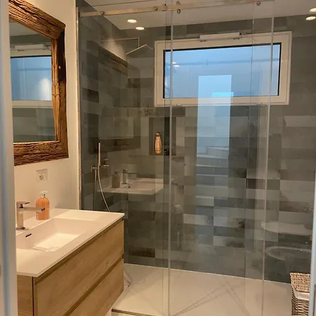 Luxurious Modern Pool Вилла *